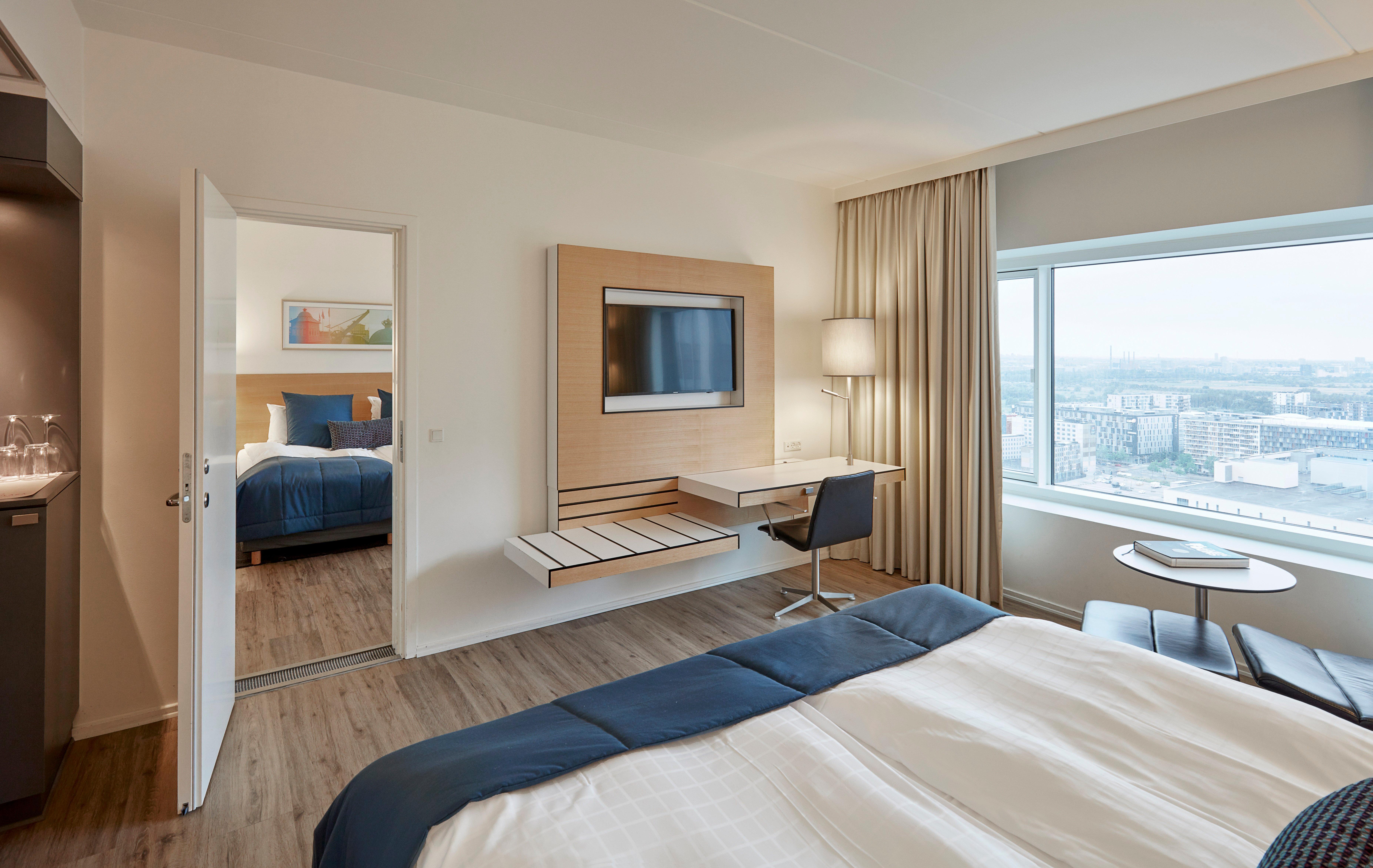 Hotel Crowne Plaza Towers, An Ihg 4*