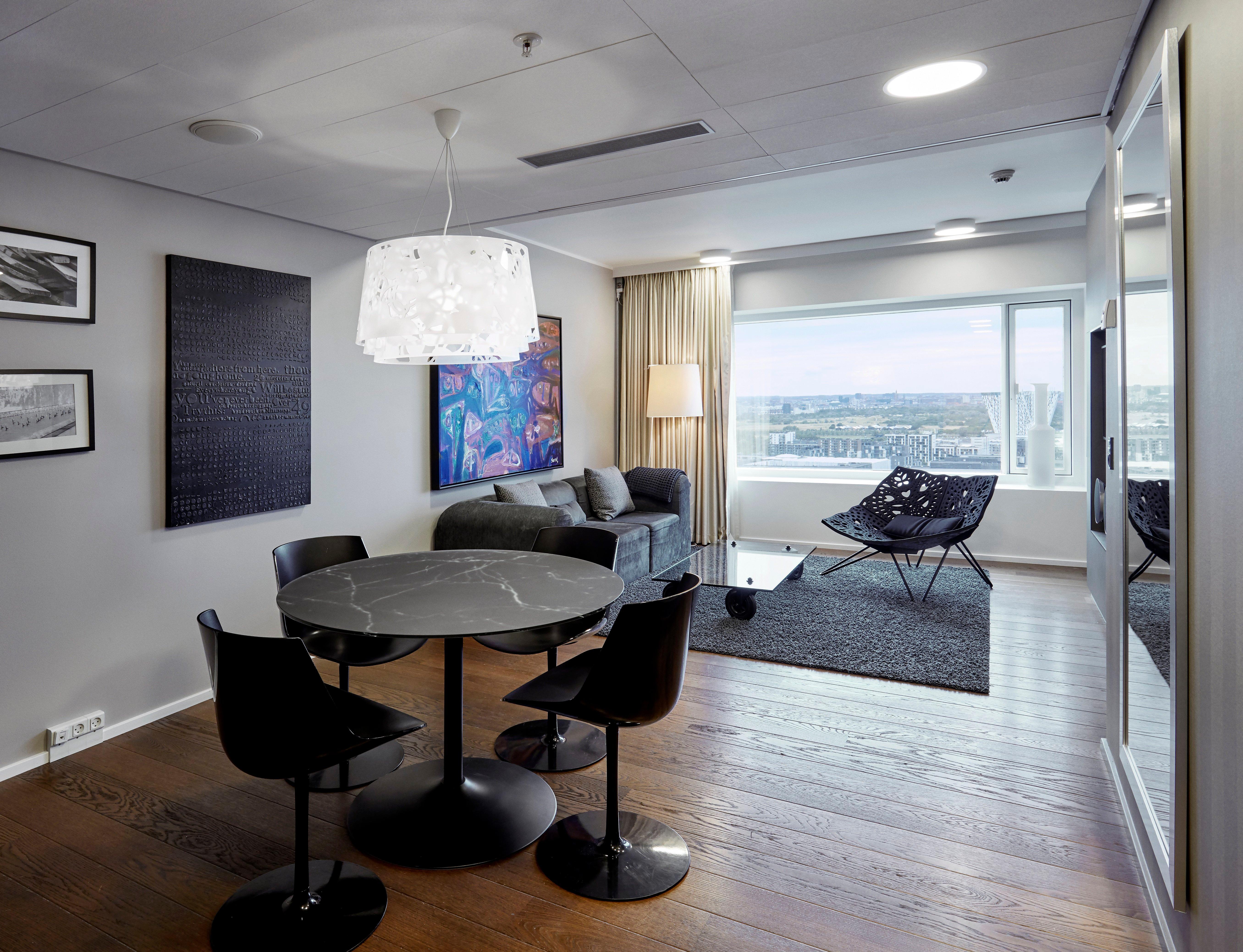 Hotel Crowne Plaza Towers By Ihg