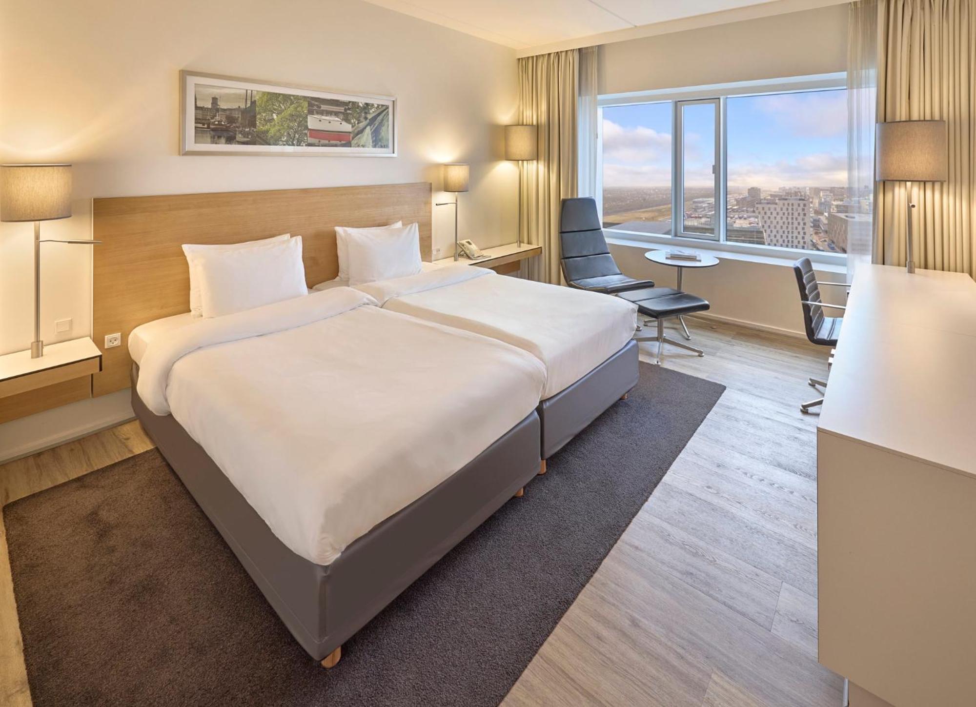Hotell Crowne Plaza Towers By Ihg 4*