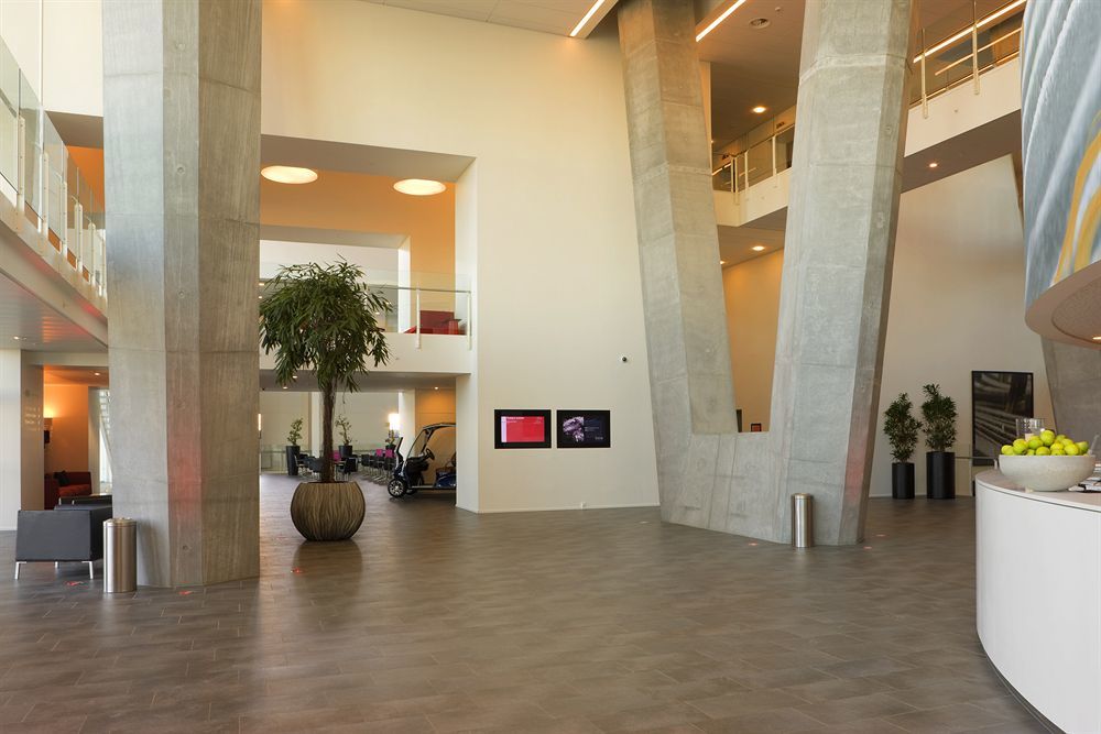 Hotell Crowne Plaza Towers By Ihg 4*